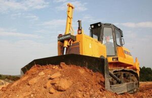 Máy ủi hay xe ủi, các loại máy ủi thường dùng, mua máy ủi ở đâu?