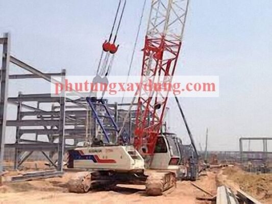 Bán cho thuê xe cẩu bánh xích Zoomlion QUY50 trọng tải 50 tấn